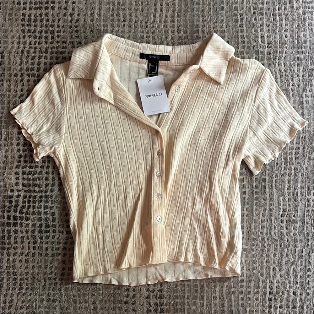 Forever 21 Cream Ribbed Crop Button Down Shirt